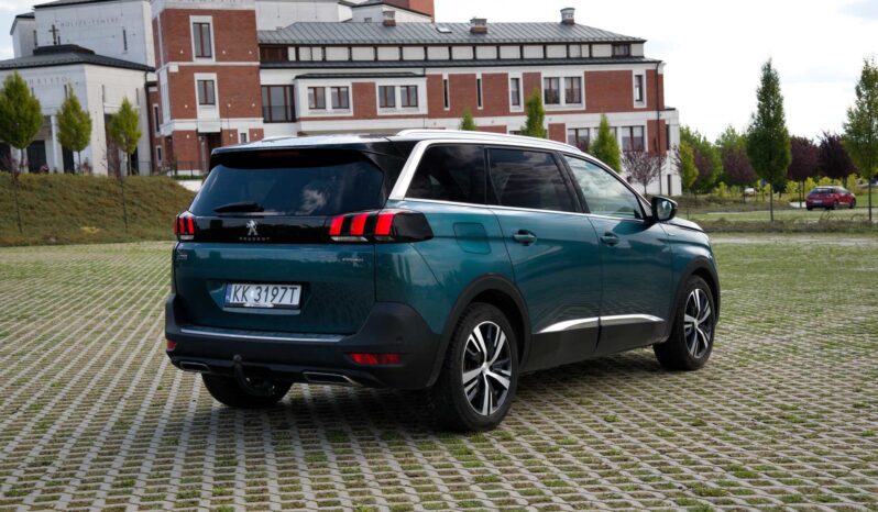 
								Peugeot 5008 full									