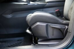 
										Peugeot 5008 full									