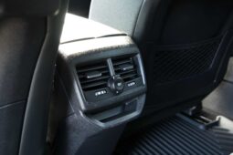 
										Peugeot 5008 full									