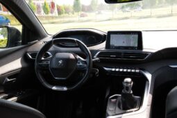 
										Peugeot 5008 full									
