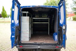 
										Opel Vivaro full									