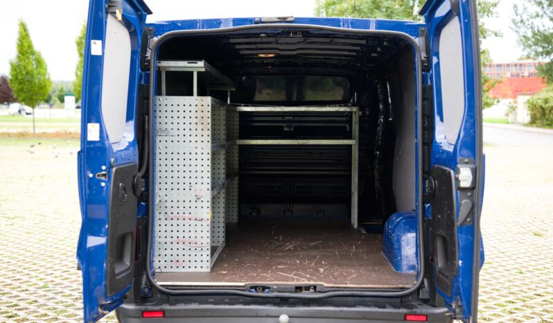 
								Opel Vivaro full									