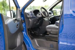 
										Opel Vivaro full									