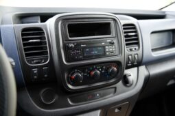 
										Opel Vivaro full									